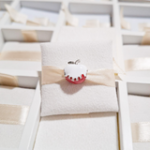 Charm Manzana Envenenada Blanca Nieves