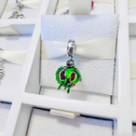 Charm Manzana Envenenada Blanca Nieves