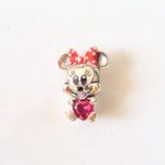 Charm Minnie Mouse Corazón Rojo