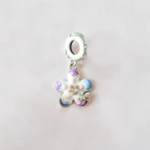 Charm Flor Colores Pasteles y Mariposa