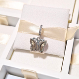 Charm Mariposa Rosa Brillante